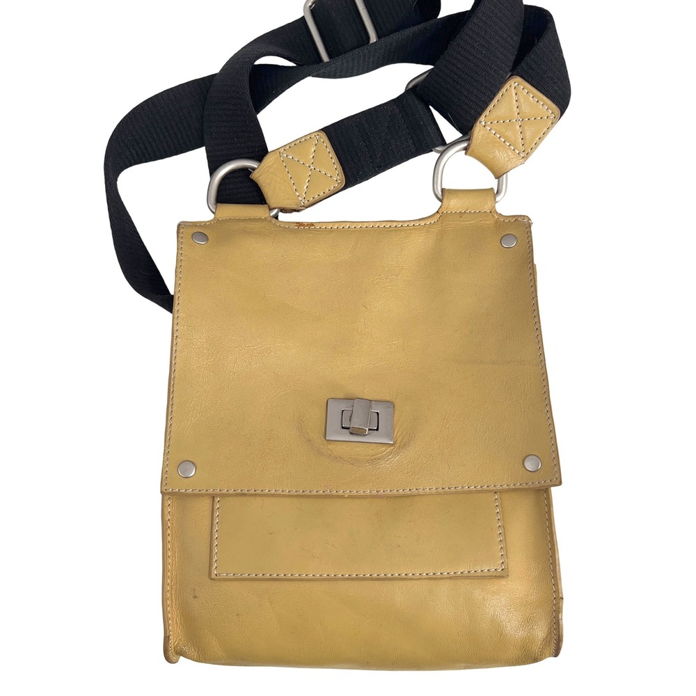 Bobo Bo Bo Womens Leather Crossbody Messenger Bag‎ Mustard Yellow Turnlock Y2K